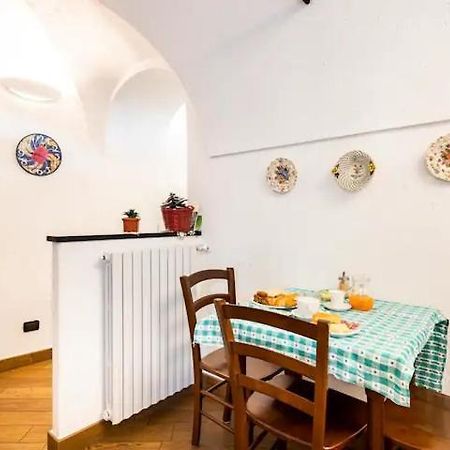 Bed & Breakfast L'Erica ฟีนาเลลีกูเร ภายนอก รูปภาพ
