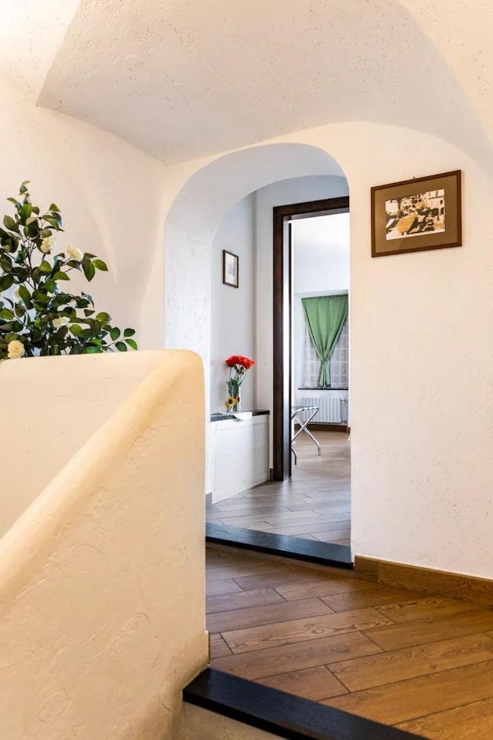 Bed & Breakfast L'Erica ฟีนาเลลีกูเร ภายนอก รูปภาพ