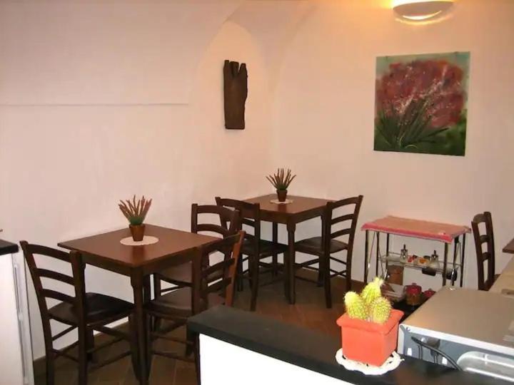 Bed & Breakfast L'Erica ฟีนาเลลีกูเร ภายนอก รูปภาพ